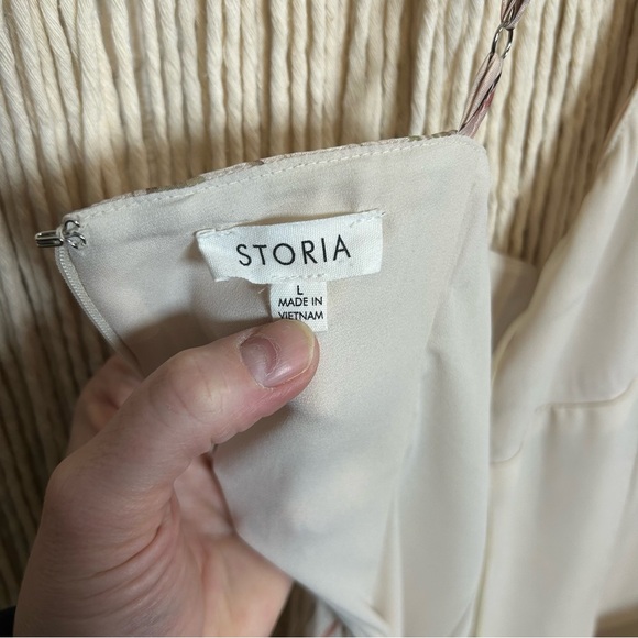 Storia Cream Ruffled Fairy-core Tiered Floral Maxi Dress Women’s size Large - Picture 14 of 16